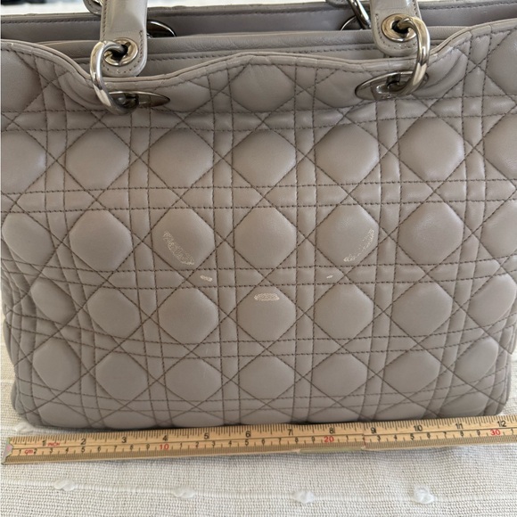 Dior Lady Dior bag Tote Bag grey color - Picture 11 of 13